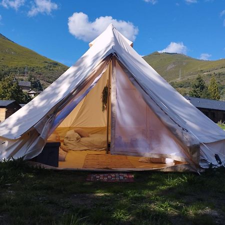 Camping La Zarapica - Palacios Del Sil Dış mekan fotoğraf