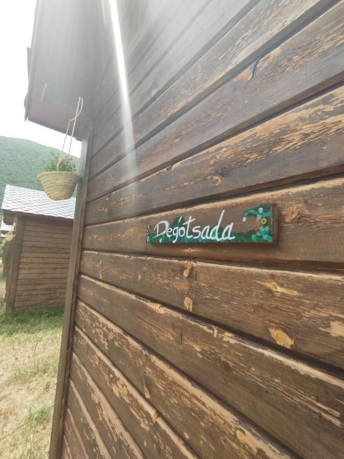 Camping La Zarapica - Palacios Del Sil Dış mekan fotoğraf