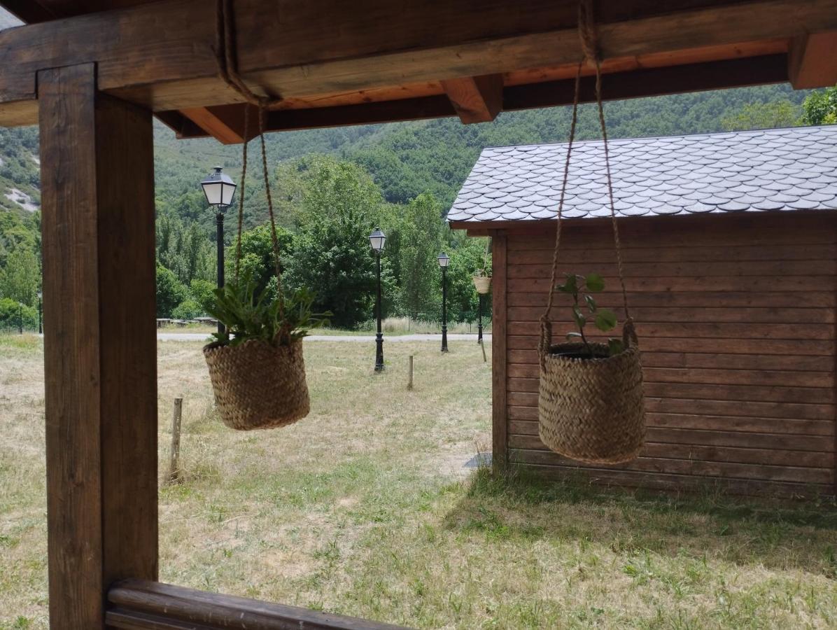 Camping La Zarapica - Palacios Del Sil Dış mekan fotoğraf